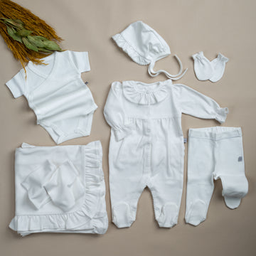 Lady Ekru Tığ İşi Süslemeli Fırfırlı 9'lu Kız Bebek Organik Hastane Çıkışı