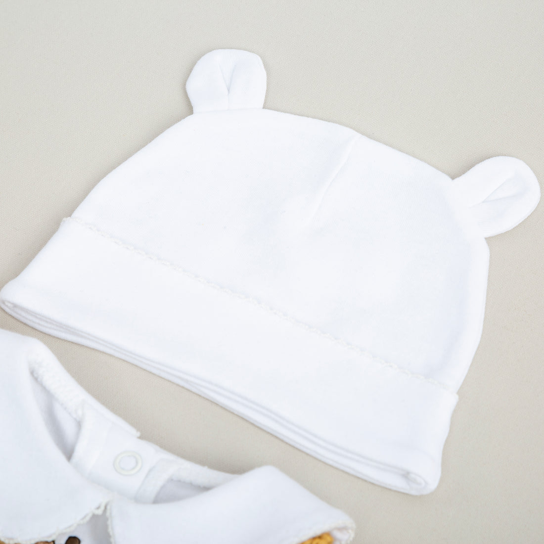 Royal Ekru Beyaz Tığ İşi Süslemeli Zürafa Nakışlı 4'lü Organik Hastane Çıkışı